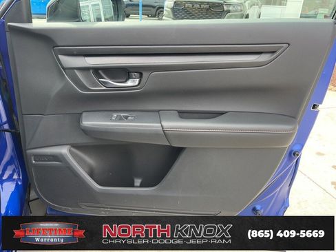 Used 2025 Honda CR-V Sport-L image 29