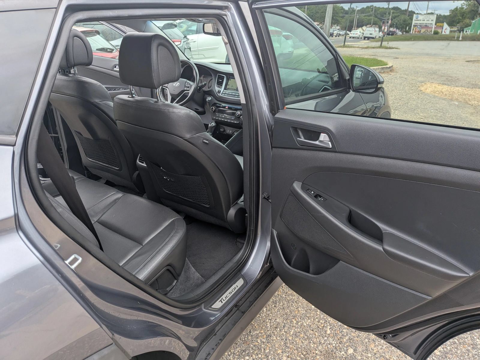 Used 2016 Hyundai Tucson Limited w/ Option Group 03 FWD image 37