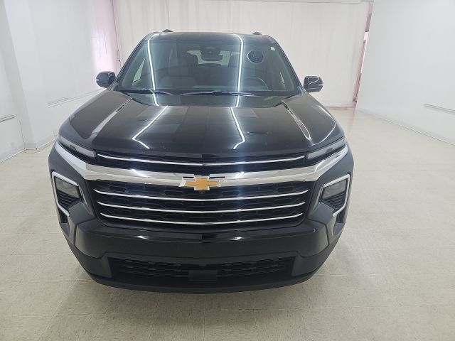 Used 2026 Chevrolet Traverse LT w/ Driver Confidence Package FWD image 16