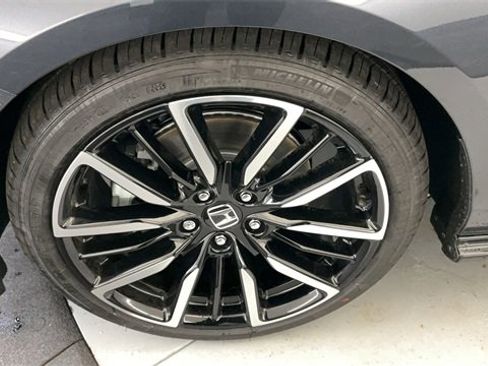 New 2025 Honda Accord Touring image 29