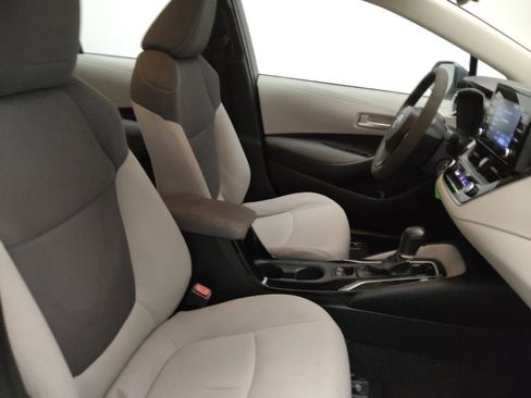Used 2020 Toyota Corolla L FWD image 21