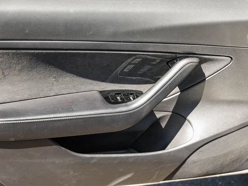 Used 2020 Tesla Model 3 Standard Range Plus RWD image 25