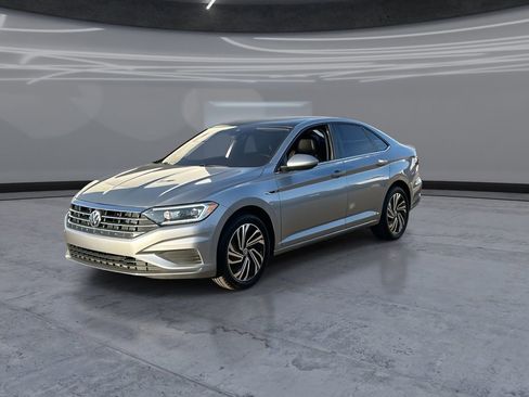 Used 2021 Volkswagen Jetta SEL image 3