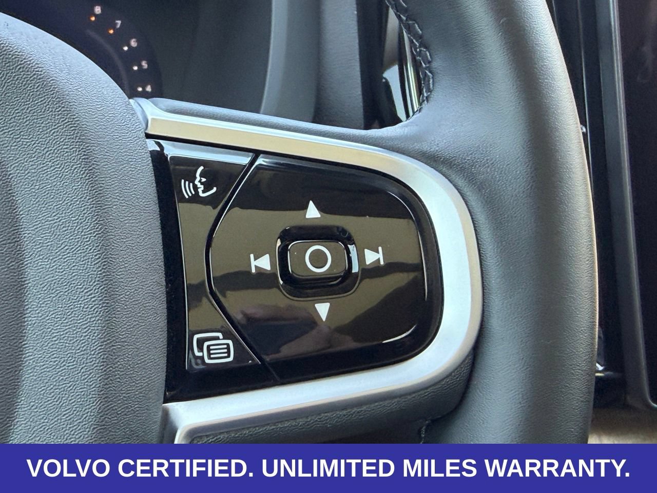 Certified 2026 Volvo XC60 B5 Plus AWD/4WD image 17