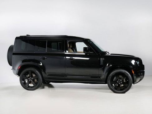 New 2026 Land Rover Defender 110 X-Dynamic SE AWD/4WD image 30