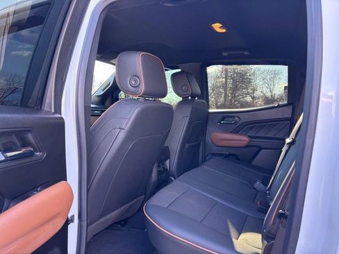 Used 2024 GMC Canyon AT4 image 13