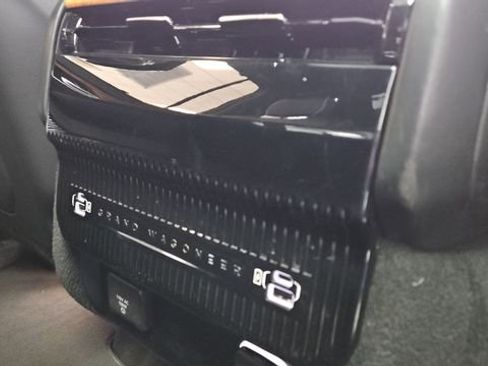 Used 2022 Jeep Grand Wagoneer Series III w/ Rear Seat Video Group 1 AWD/4WD image 45