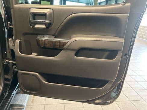 Used 2016 GMC Sierra 2500 Denali w/ Duramax Plus Package image 20