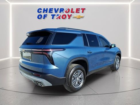 Used 2026 Chevrolet Traverse LT w/ LPO, Floor Liner Package AWD/4WD image 9