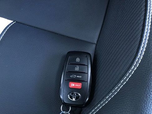 Certified 2025 Toyota Camry SE image 31