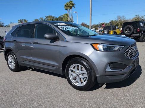 Used 2024 Ford Edge SEL image 2