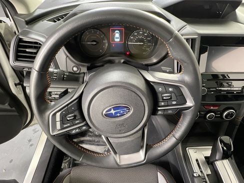 Used 2023 Subaru Crosstrek 2.0i Premium image 11