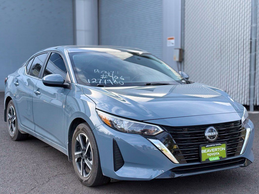Used 2025 Nissan Sentra SV w/ All-Weather Package FWD image 7