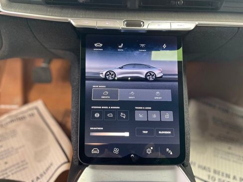 Used 2024 Lucid Air Touring AWD/4WD image 27