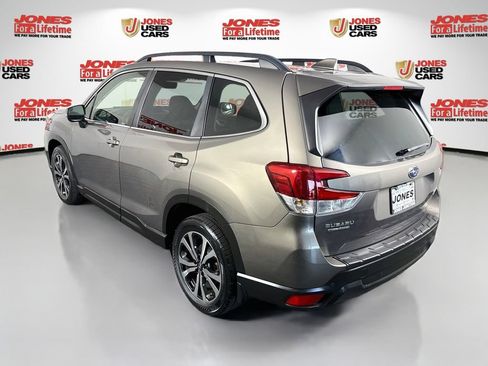 Used 2021 Subaru Forester Limited AWD/4WD image 2