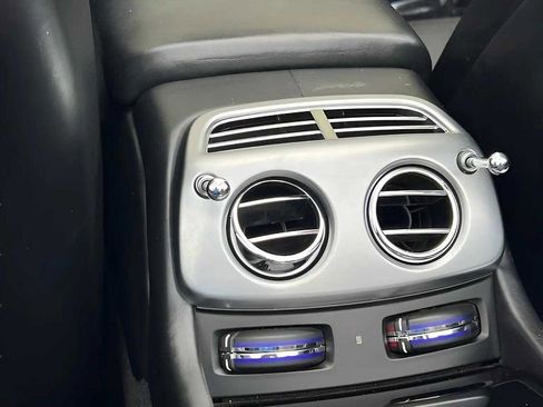 Certified 2017 Rolls-Royce Dawn image 16