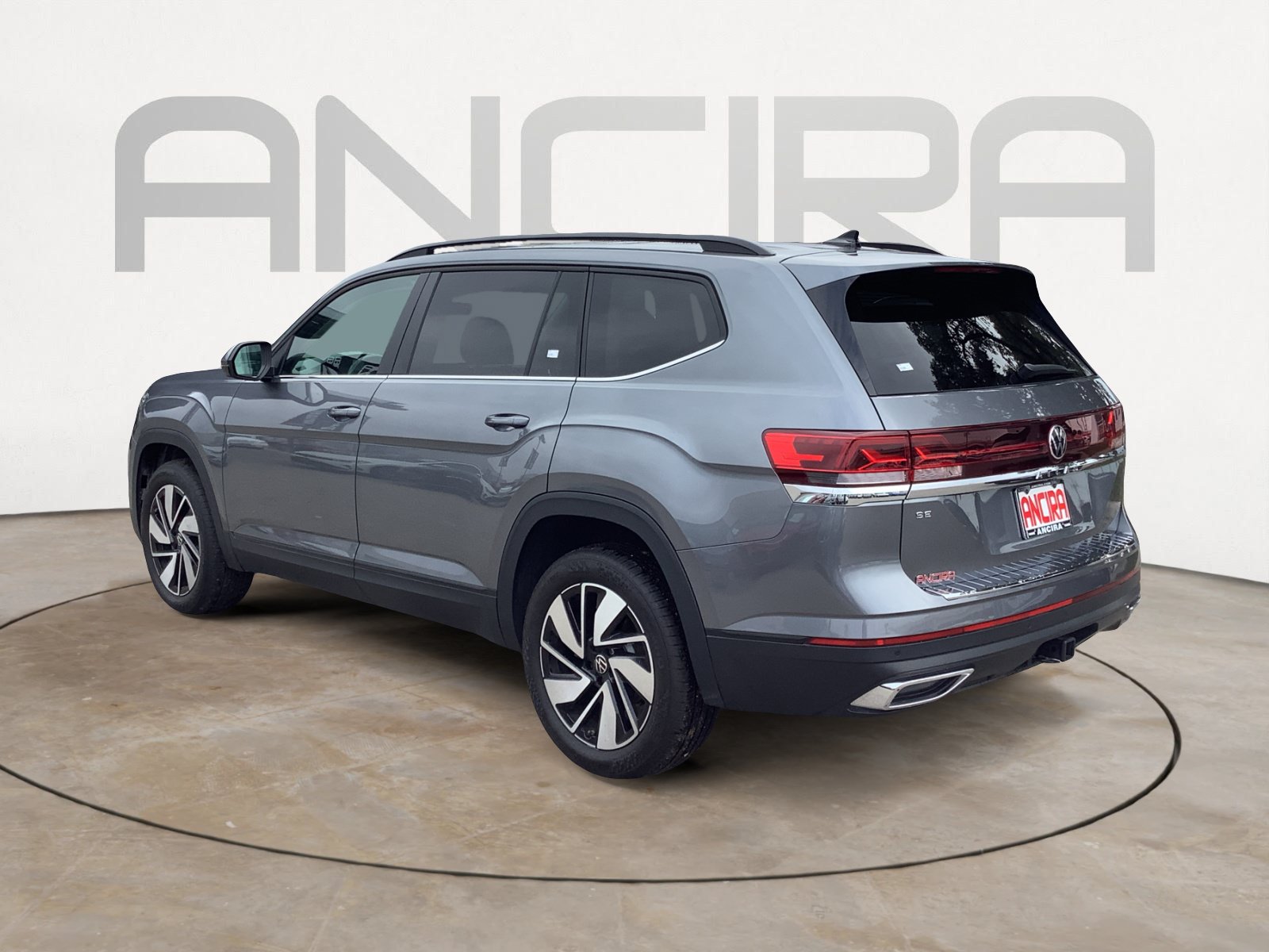 New 2025 Volkswagen Atlas SE FWD image 6