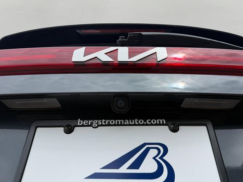 Certified 2024 Kia Seltos S AWD/4WD image 11