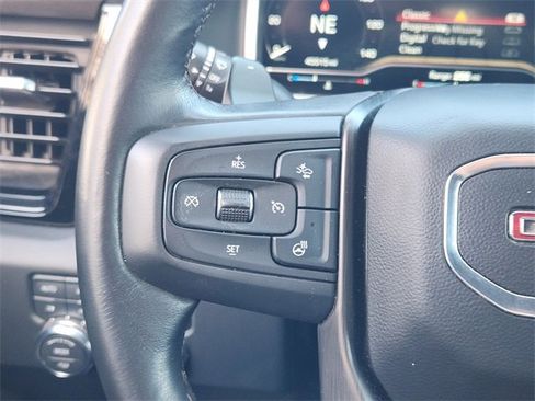 Used 2022 GMC Sierra 1500 AT4 w/ AT4 Premium Package image 28