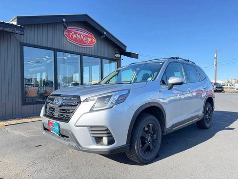 Used 2022 Subaru Forester Premium AWD/4WD image 1