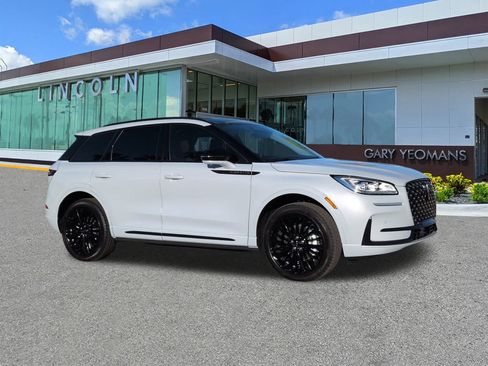 New 2026 Lincoln Corsair Grand Touring AWD/4WD image 2