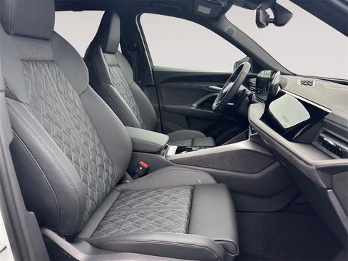 New 2025 Audi SQ5 Premium Plus image 15