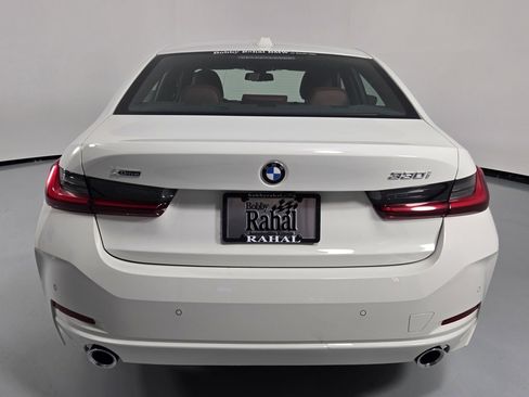 Certified 2025 BMW 330i xDrive Sedan w/ M Sport Package image 5