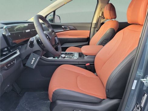 New 2027 Kia Carnival SX w/ Dark Edition Package FWD image 19