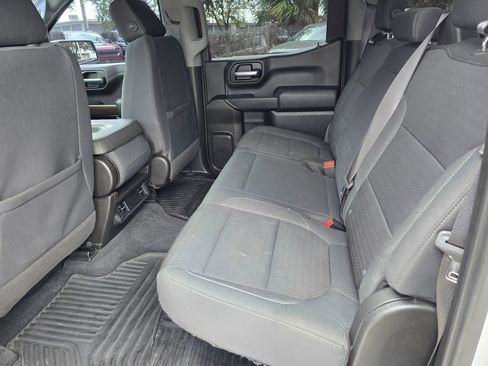 Used 2020 Chevrolet Silverado 1500 LT image 32