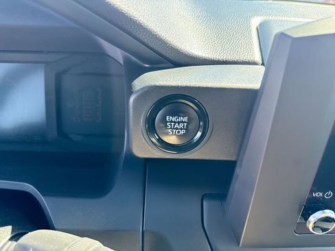 Used 2025 Toyota Tacoma SR RWD image 18