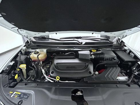 Used 2022 Chrysler Pacifica Touring-L FWD image 23