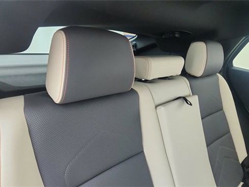 Used 2025 BMW X2 M35i image 27