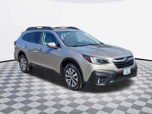 Used 2020 Subaru Outback Premium AWD/4WD image 8