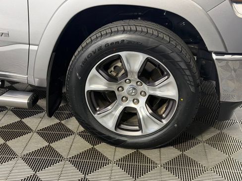 Used 2020 RAM 1500 Laramie AWD/4WD image 5