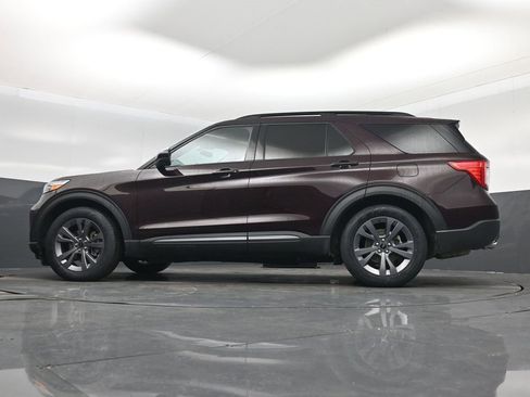 Used 2023 Ford Explorer XLT w/ Equipment Group 202A image 52