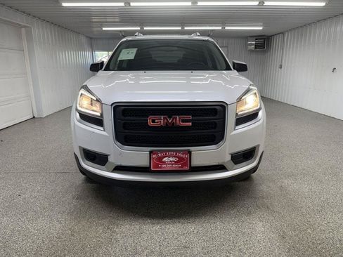 Used 2016 GMC Acadia SLE AWD/4WD image 2
