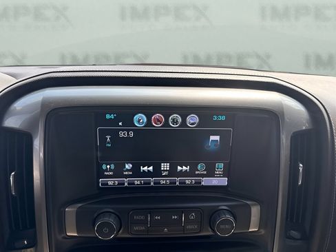 Used 2018 Chevrolet Silverado 1500 LTZ Z71 AWD/4WD image 18