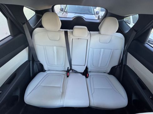 Used 2025 Hyundai Tucson SEL image 40