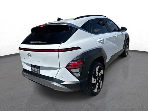 Used 2024 Hyundai Kona Limited AWD/4WD image 3