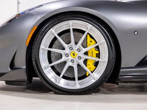 Used 2023 Ferrari 812 GTS image 23