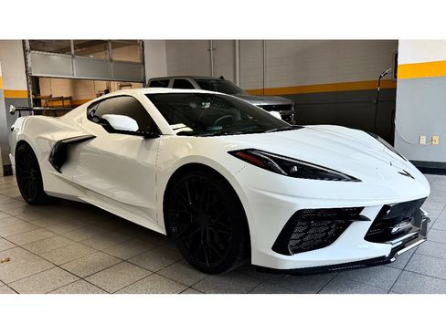 Used 2023 Chevrolet Corvette Stingray Preferred Cpe w/ 2LT RWD image 2