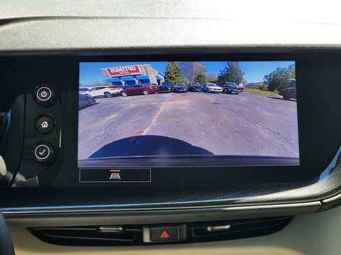 Used 2021 Buick Envision Essence AWD/4WD image 15