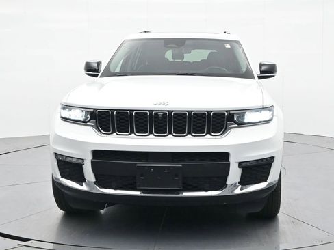 Used 2022 Jeep Grand Cherokee L Limited w/ Luxury Tech Group II image 2