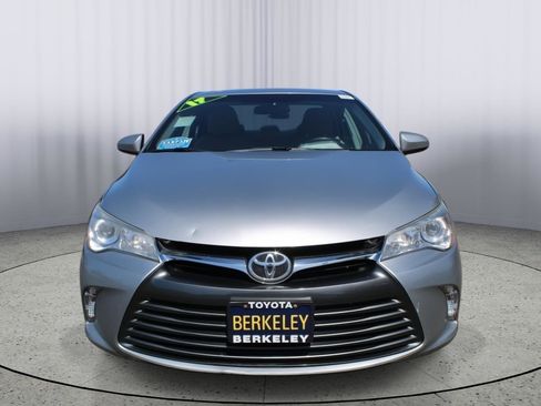 Used 2017 Toyota Camry LE FWD image 3