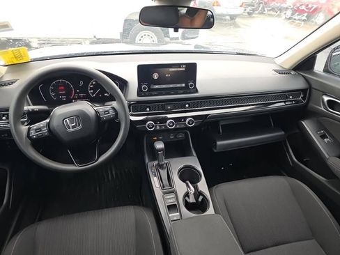 Used 2023 Honda Civic LX image 6