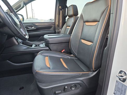 Used 2023 GMC Yukon XL AT4 w/ AT4 Premium Package image 18