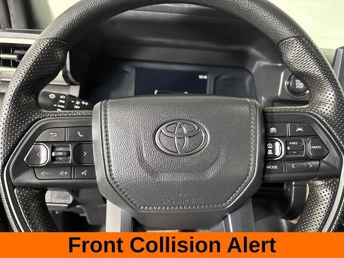 Used 2025 Toyota Tacoma SR5 AWD/4WD image 13