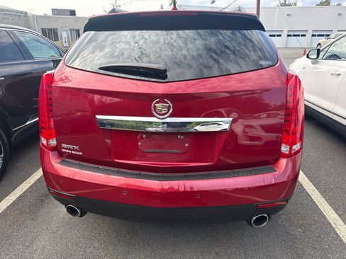 Used 2011 Cadillac SRX Luxury FWD image 3
