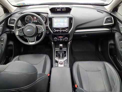 Used 2020 Subaru Forester Limited image 10