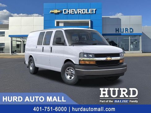 New 2026 Chevrolet Express 2500 RWD image 1